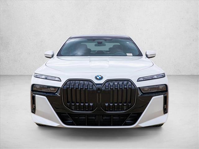 New 2026 BMW 750e xDrive w/ Executive Package AWD/4WD image 2