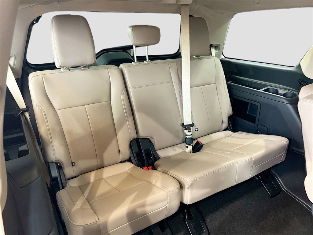 Used 2024 Ford Expedition XLT image 27
