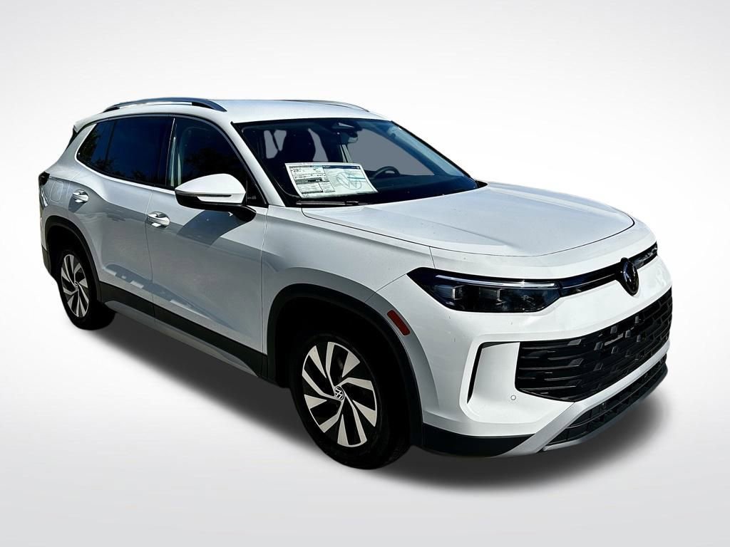 New 2026 Volkswagen Tiguan S image 2