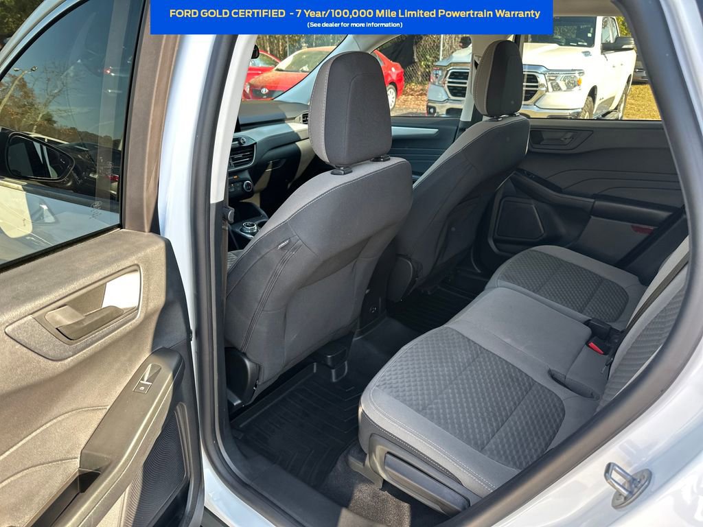 Certified 2022 Ford Escape SE image 25