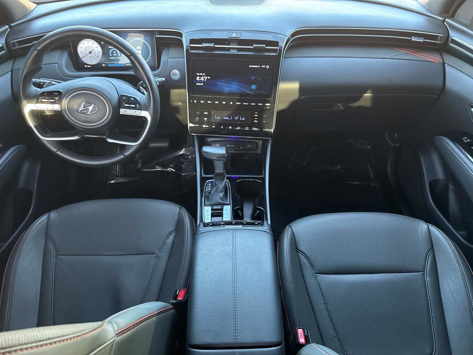 Used 2024 Hyundai Santa Cruz Limited image 15