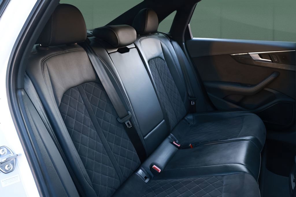 Used 2019 Audi S4 Premium Plus w/ Premium Plus Package image 14