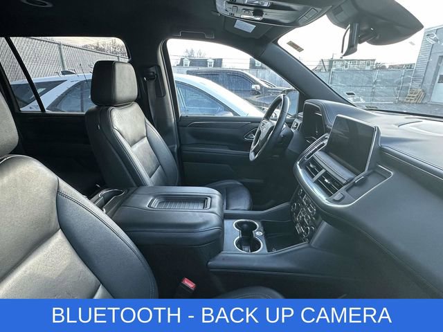 Used 2024 Chevrolet Suburban LT image 2