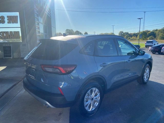 New 2026 Ford Escape Active image 3