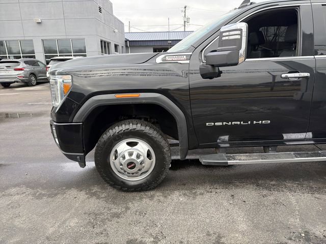 Used 2022 GMC Sierra 3500 Denali w/ Technology Package AWD/4WD image 8