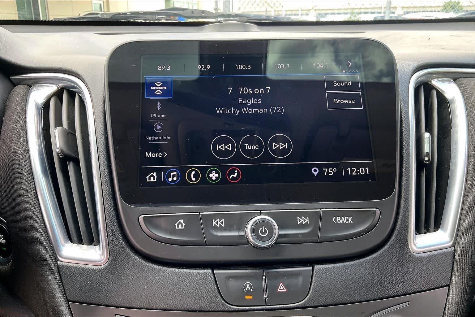 Used 2021 Chevrolet Malibu LT w/ Redline Edition FWD image 29