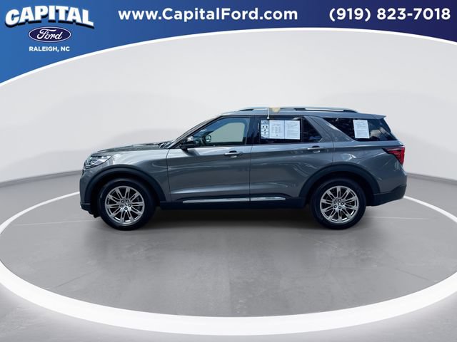 Certified 2025 Ford Explorer Platinum RWD image 5