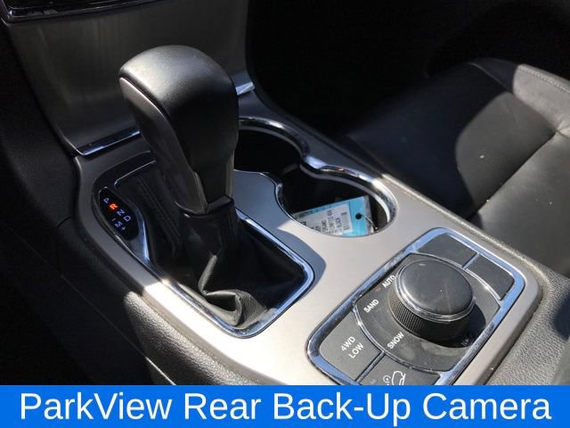 Used 2022 Jeep Grand Cherokee Limited w/ Technology Group AWD/4WD image 13