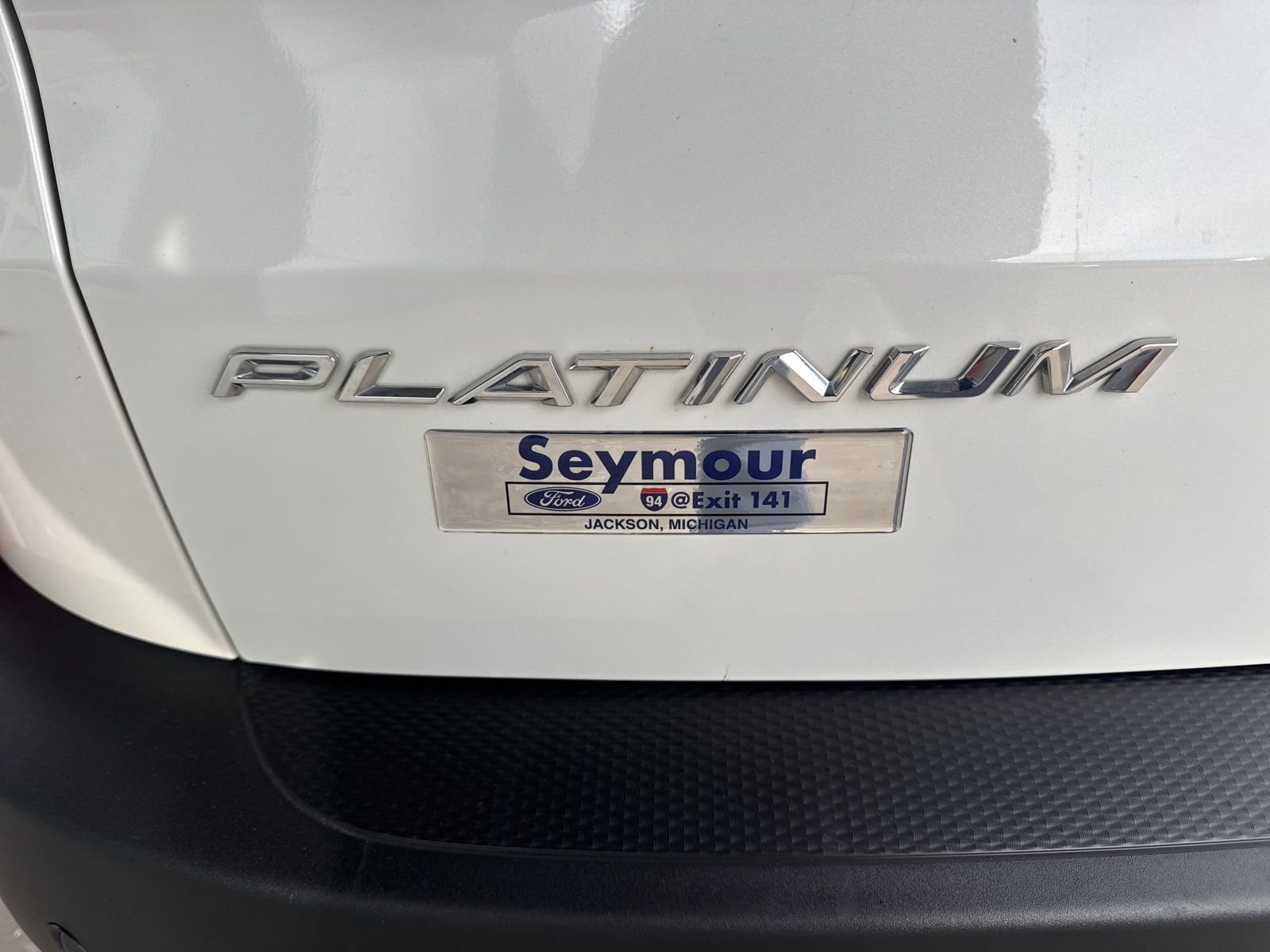 Certified 2024 Ford Escape Platinum w/ Premium Technology Package image 15