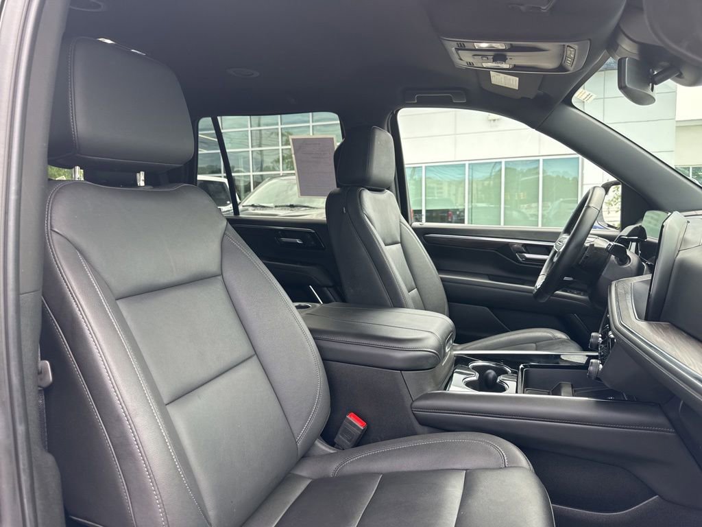Used 2025 Chevrolet Tahoe Z71 AWD/4WD image 10