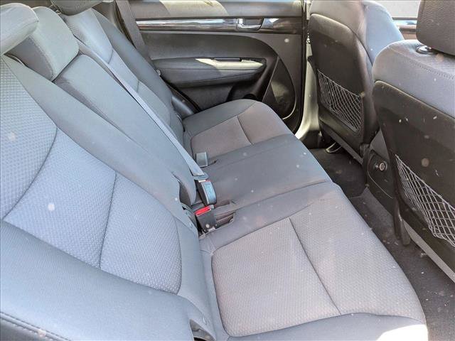 Used 2013 Kia Sorento LX AWD/4WD image 18