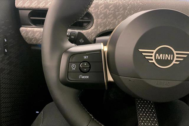 Used 2025 MINI Cooper S image 18