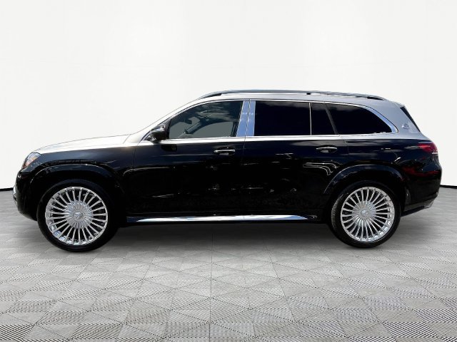 Used 2022 Mercedes-Benz Maybach GLS 600 4MATIC image 4