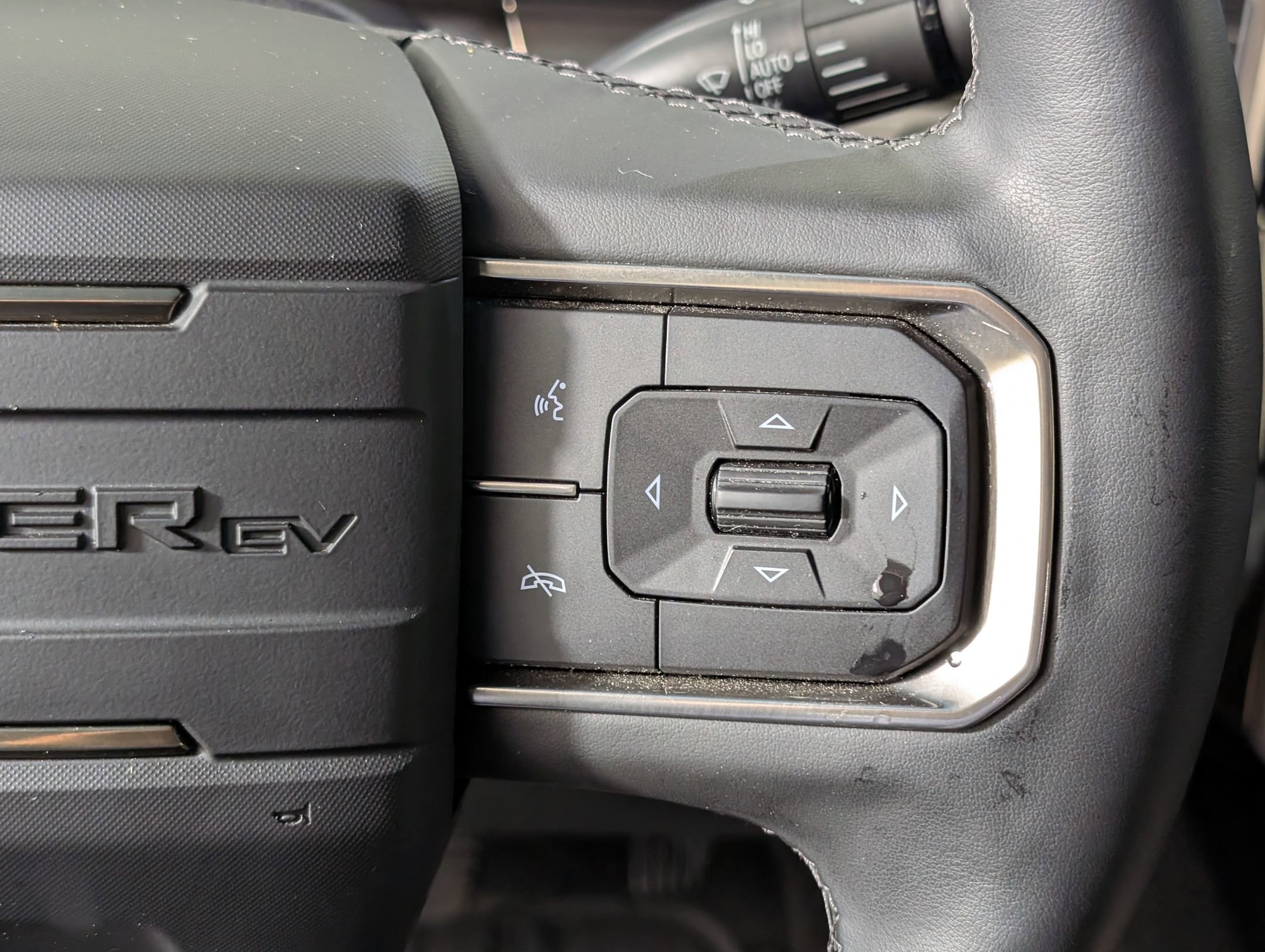 Used 2024 GMC Hummer EV 3X image 23