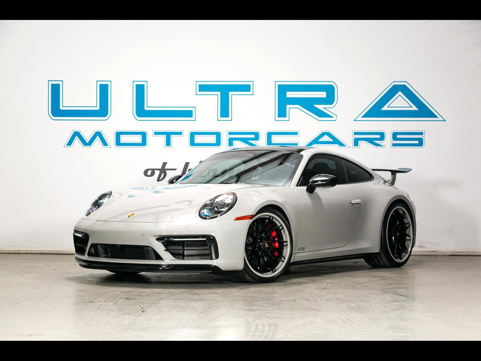 Used 2023 Porsche 911 Carrera 4 GTS image 1