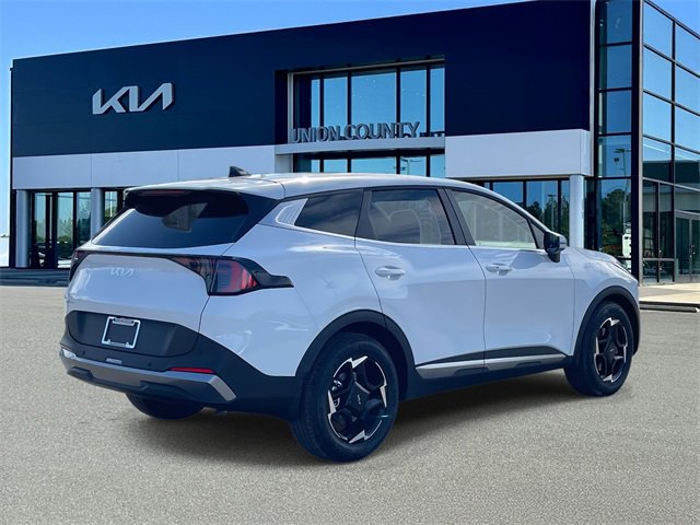 New 2026 Kia Sportage EX image 6