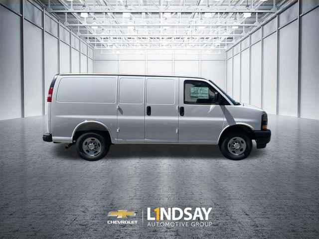 New 2026 Chevrolet Express 2500 w/ Driver Convenience Package RWD image 9