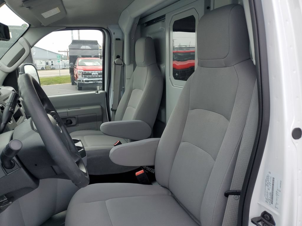New 2027 Ford E-350 and Econoline 350 Super Duty w/ Power Equipment Group RWD image 22
