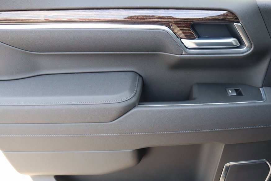 New 2026 GMC Sierra 1500 Elevation image 16