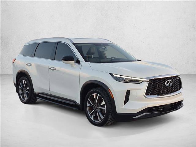 Used 2022 INFINITI QX60 Luxe w/ Cargo Package FWD image 3