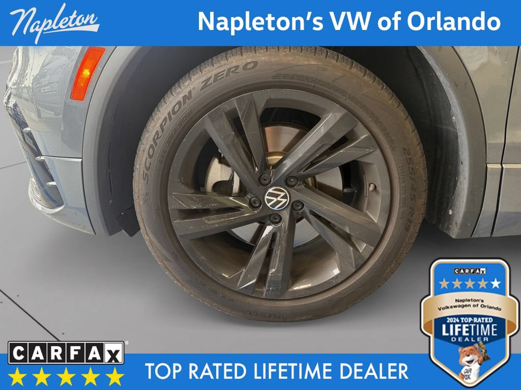 Used 2024 Volkswagen Tiguan SE R-Line AWD/4WD image 32