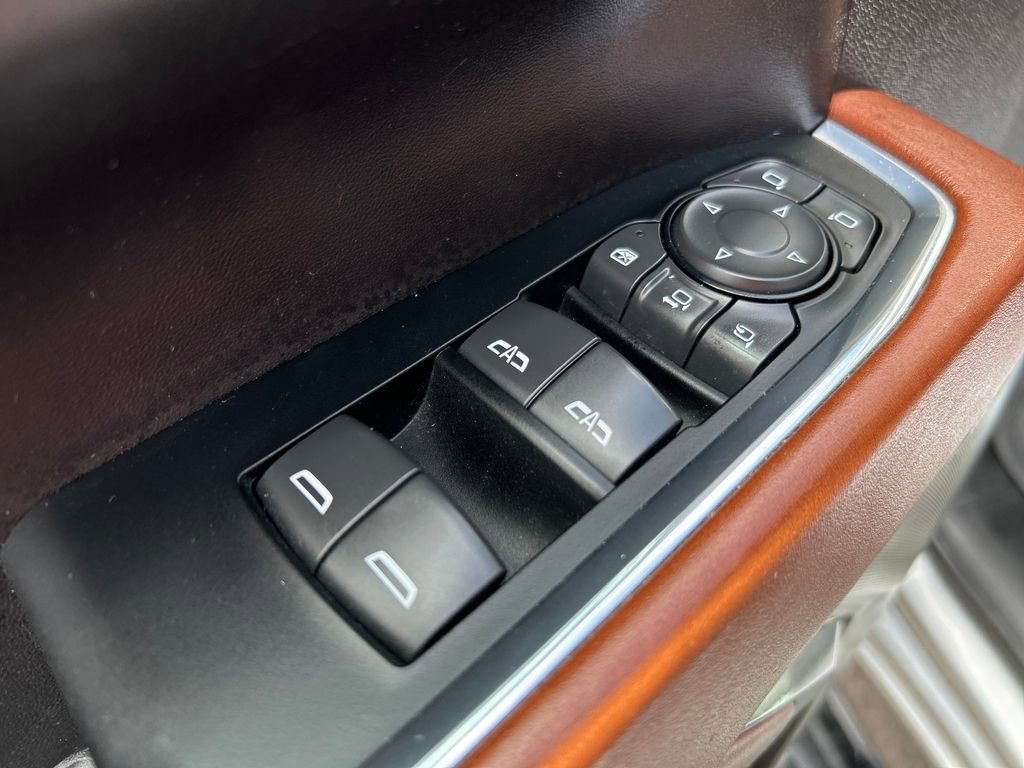 Used 2024 GMC Sierra 2500 Denali Ultimate AWD/4WD image 20