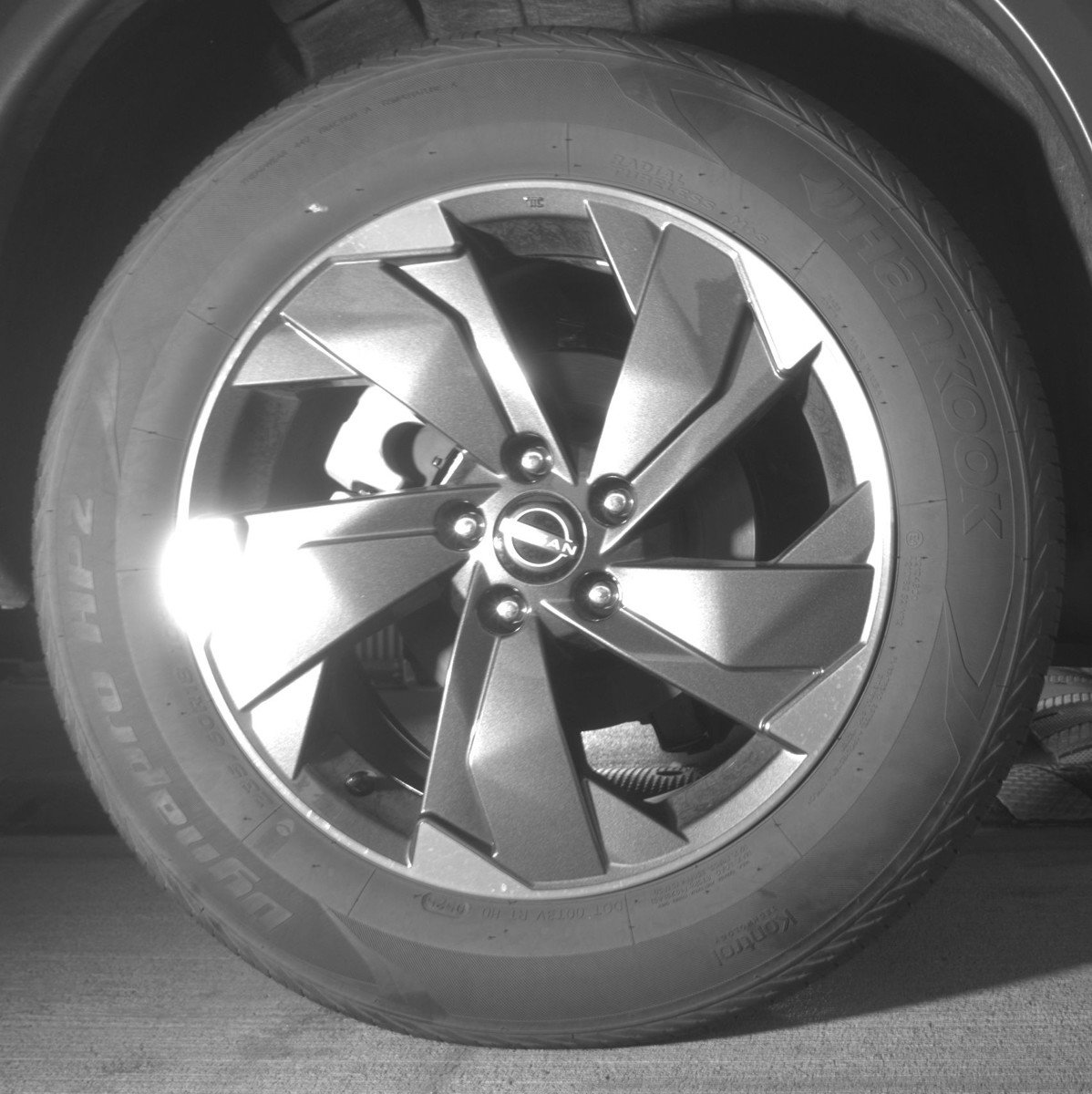 Used 2025 Nissan Rogue SV image 15