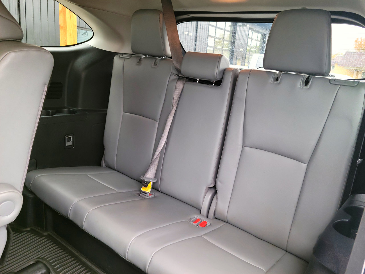 Used 2023 Toyota Highlander XLE image 22