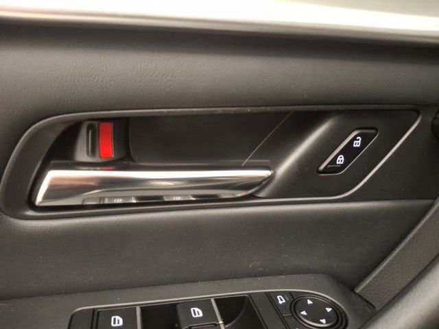 Used 2024 MAZDA CX-90 Plug-In Hybrid w/ Premium Pkg image 12