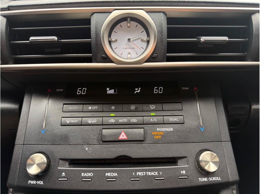 Used 2015 Lexus RC 350 AWD w/ Navigation System Package image 24