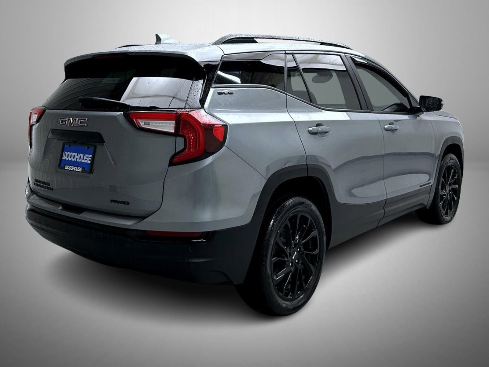 Used 2023 GMC Terrain SLE w/ Elevation Edition image 5