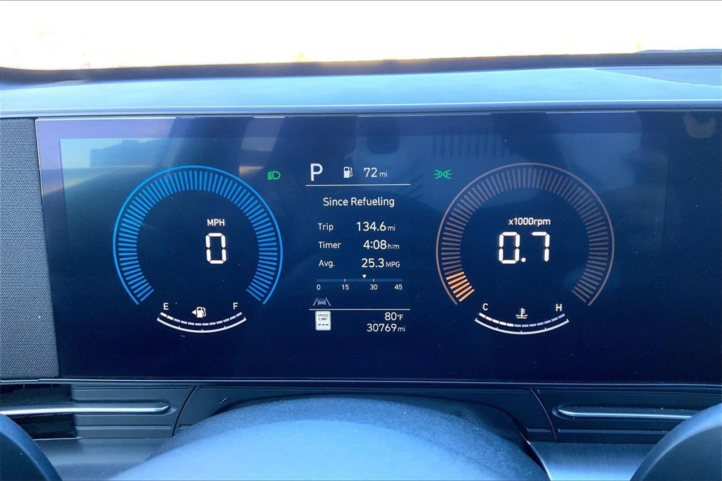 Used 2025 Hyundai Kona SEL image 14