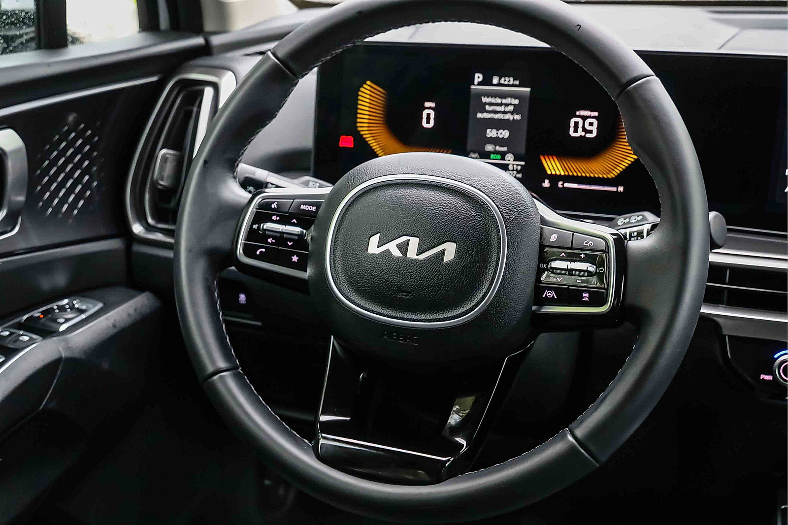 Certified 2025 Kia Sorento S FWD image 13