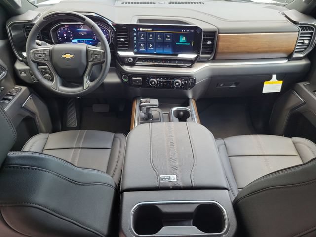 New 2026 Chevrolet Silverado 1500 High Country w/ Technology Package AWD/4WD image 16