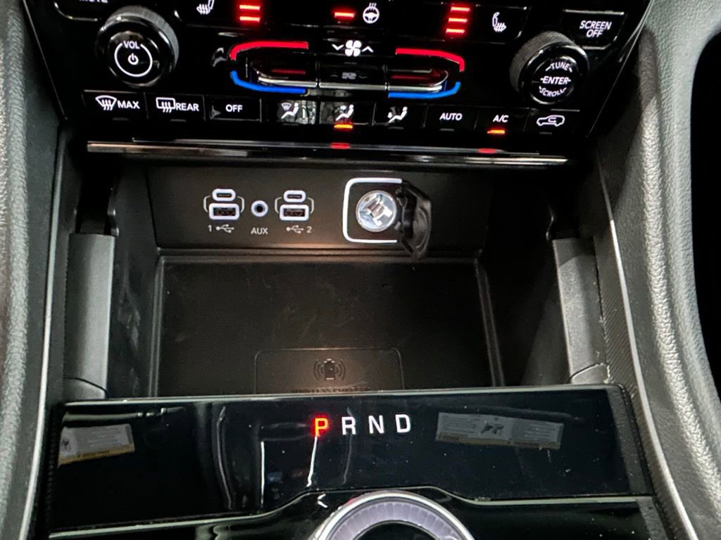 Used 2023 Jeep Grand Cherokee L Laredo image 30