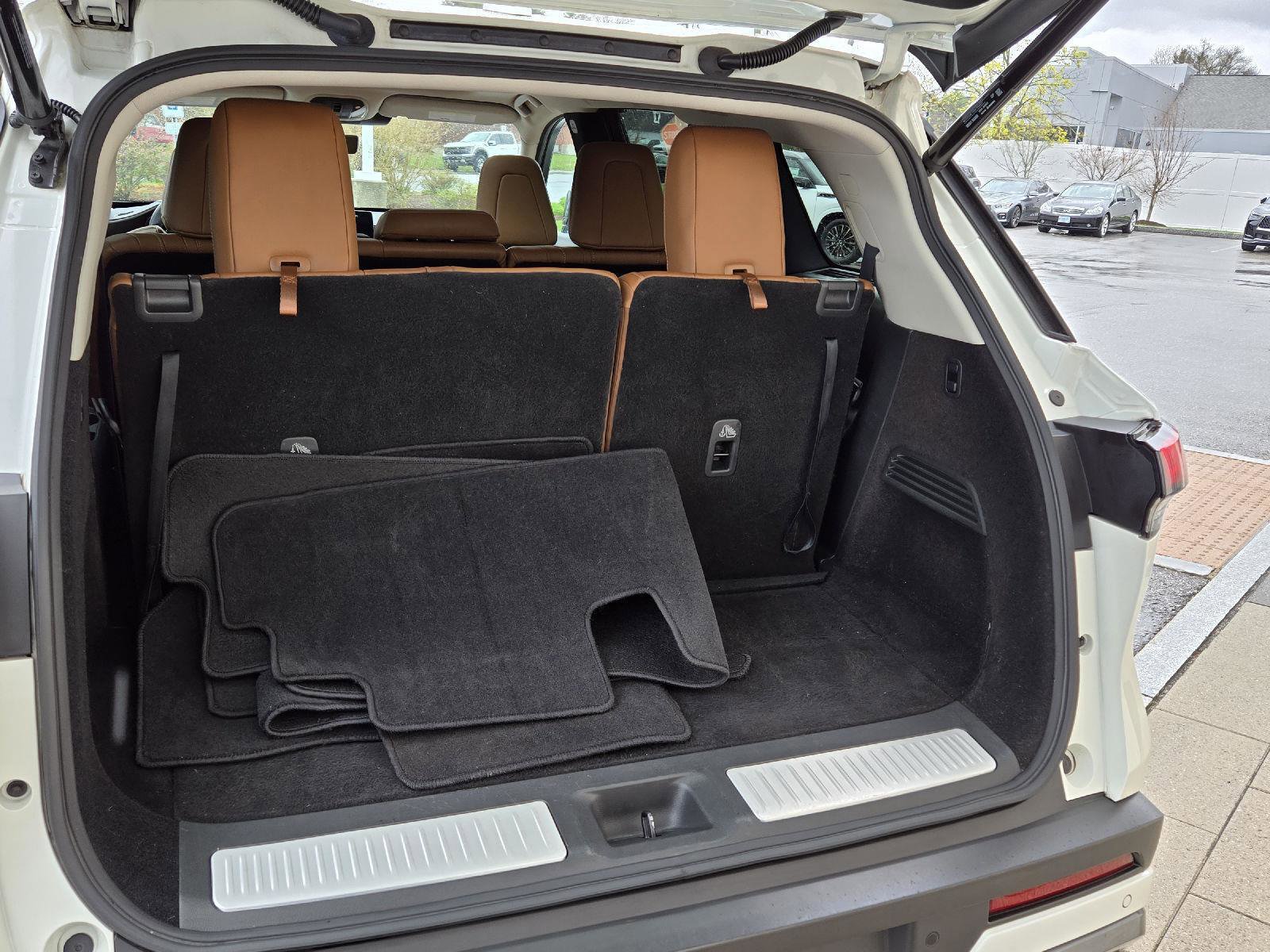 Certified 2023 INFINITI QX60 Sensory w/ Vision Package image 22