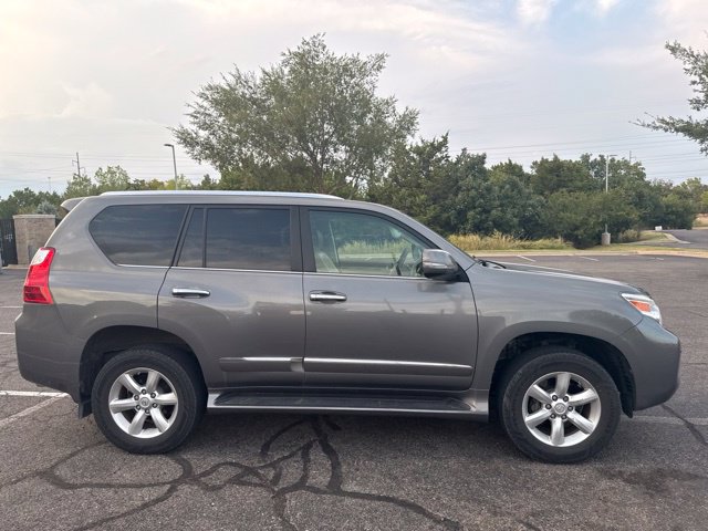 Used 2012 Lexus GX 460 w/ Comfort Plus Pkg AWD/4WD image 4