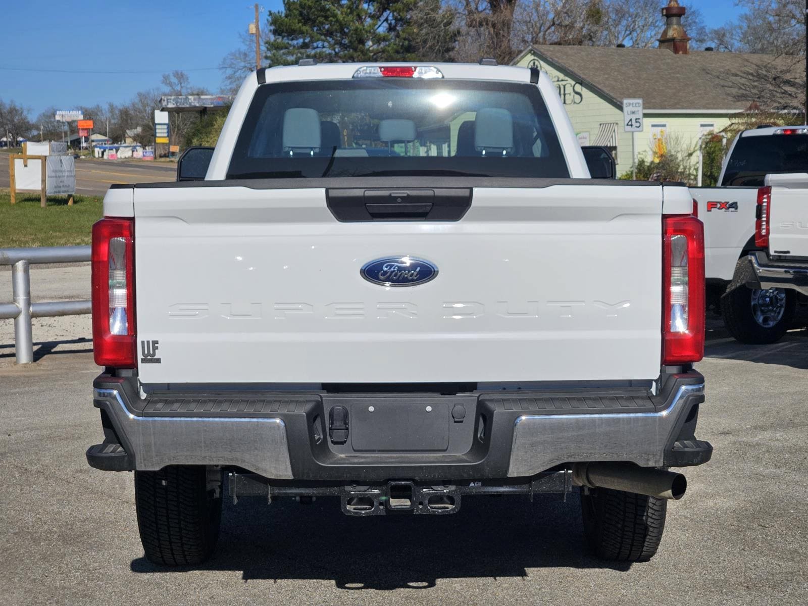 New 2026 Ford F250 XL w/ FX4 Off-Road Package AWD/4WD image 4