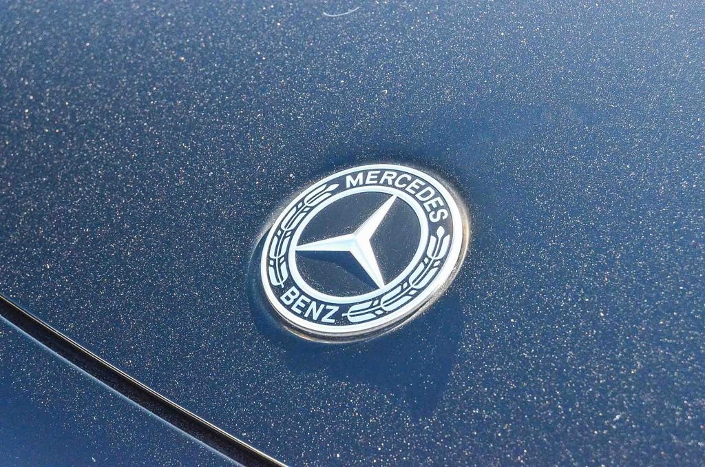 Used 2021 Mercedes-Benz GLB 250 GLB 250 image 12