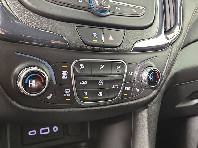 Used 2022 Chevrolet Equinox RS w/ LPO, Floor Liner Package image 19