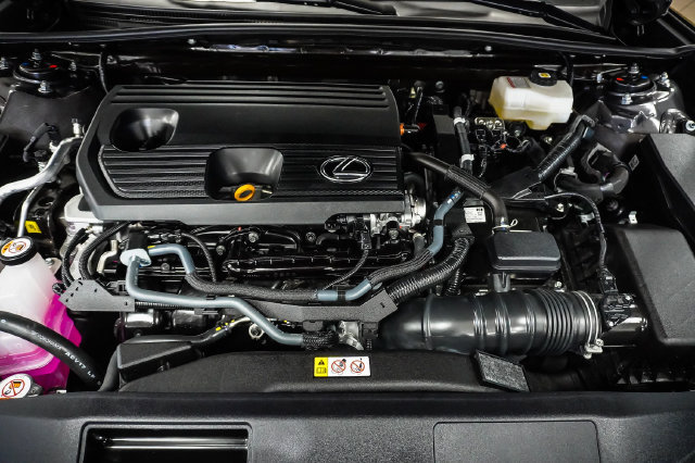 Certified 2025 Lexus ES 300h w/ Premium Package FWD image 27