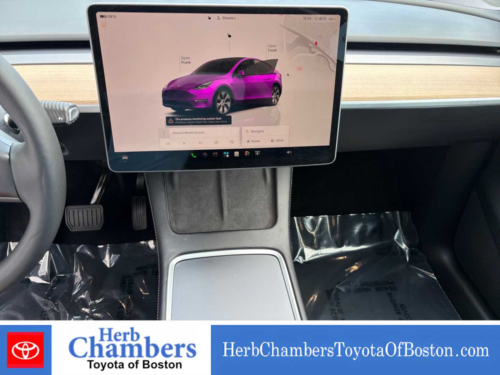 Used 2024 Tesla Model Y Long Range AWD/4WD image 17