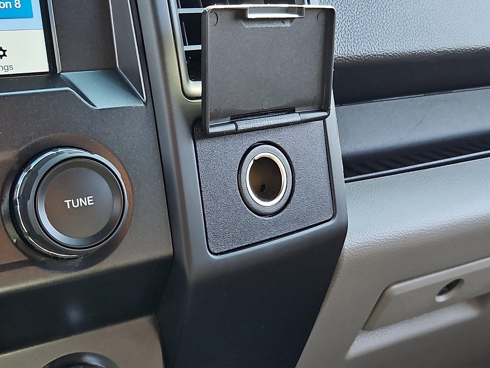 Used 2019 Ford F150 XL w/ Equipment Group 101A Mid image 22