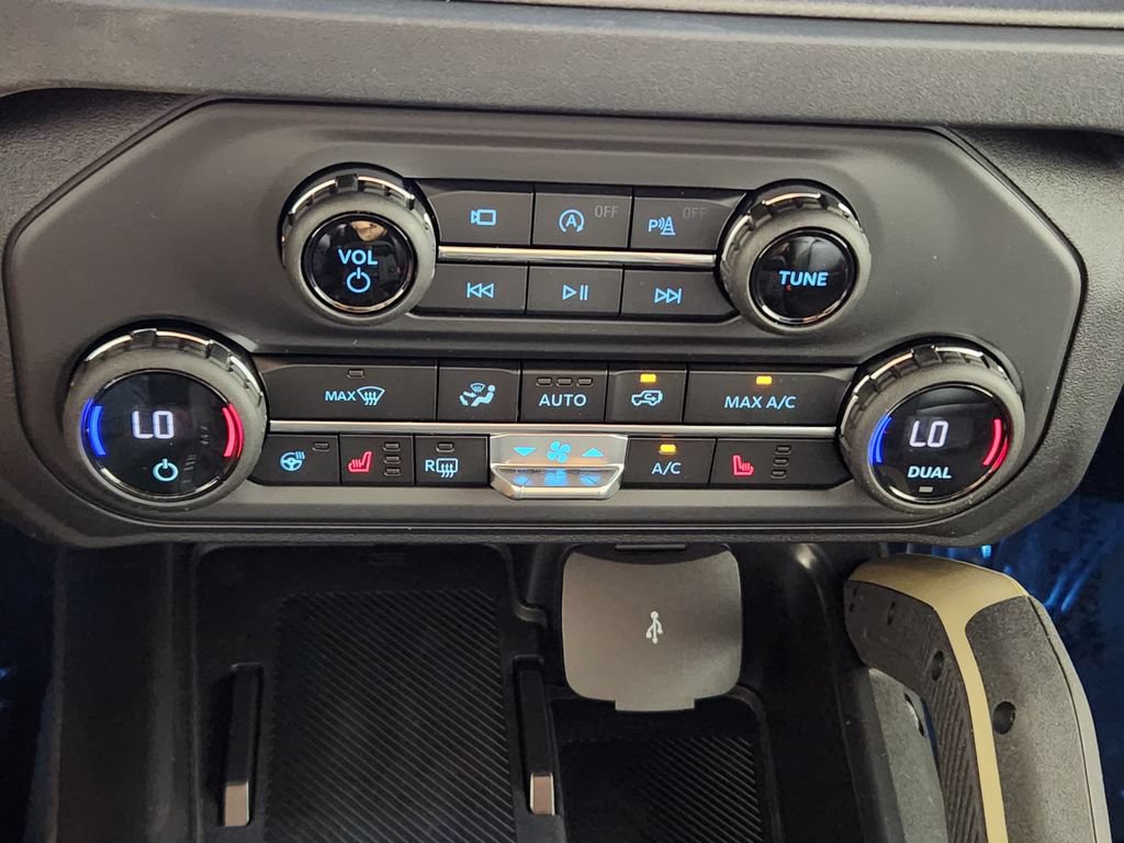 New 2026 Ford Bronco Badlands AWD/4WD image 19