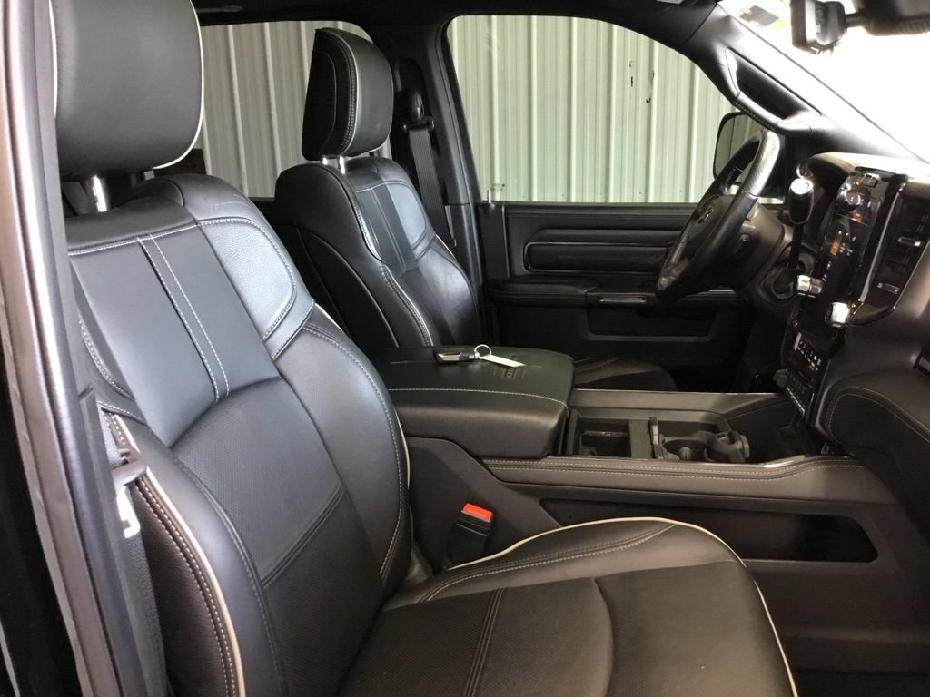 Used 2022 RAM 3500 Limited AWD/4WD image 44