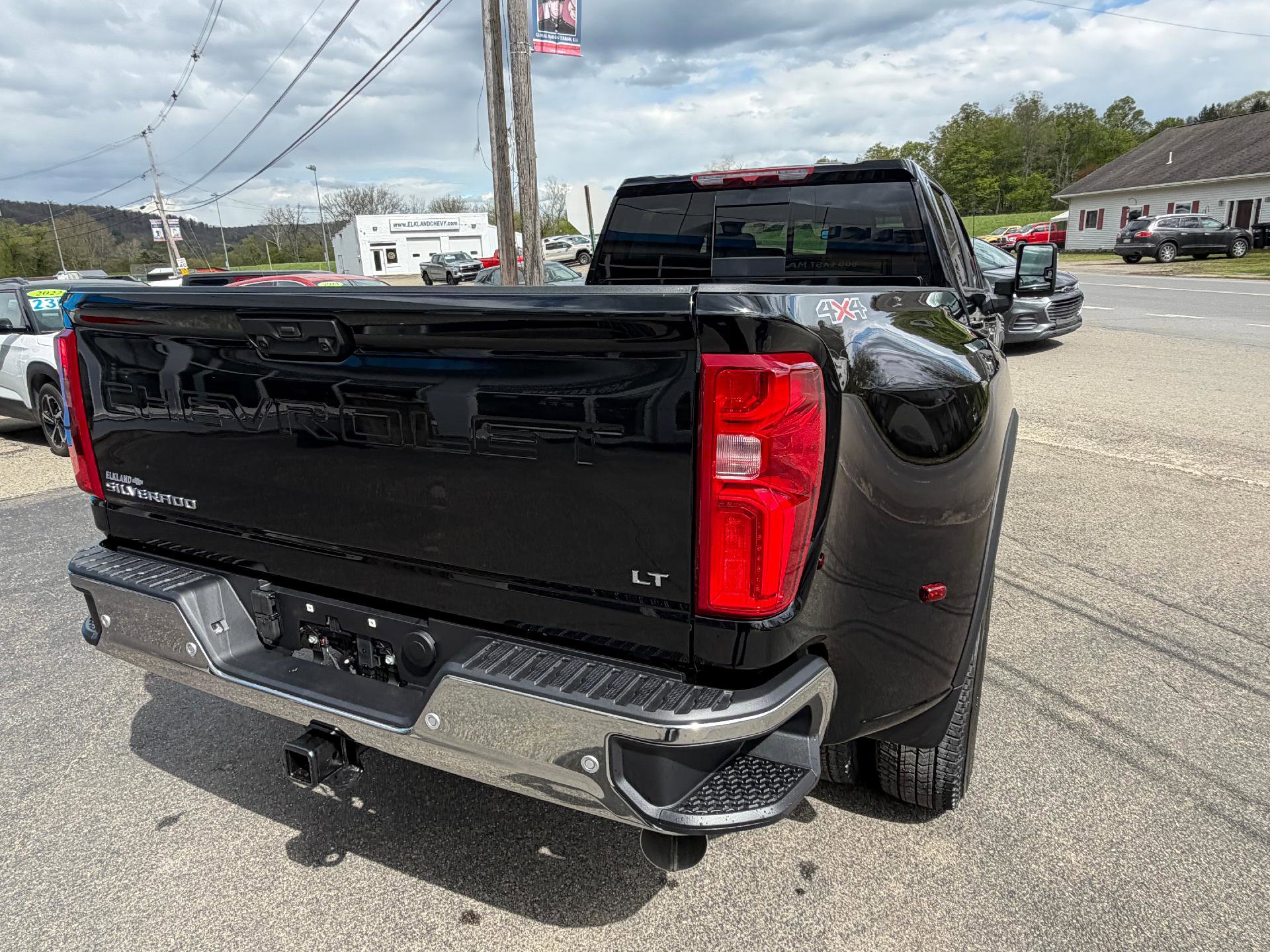 New 2026 Chevrolet Silverado 3500 LT w/ All Star Edition AWD/4WD image 9