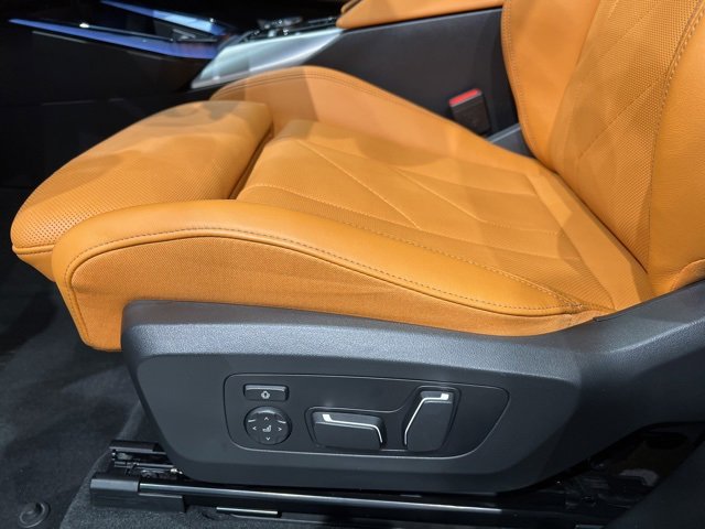 Used 2025 BMW X3 M50 w/ Premium Package image 26