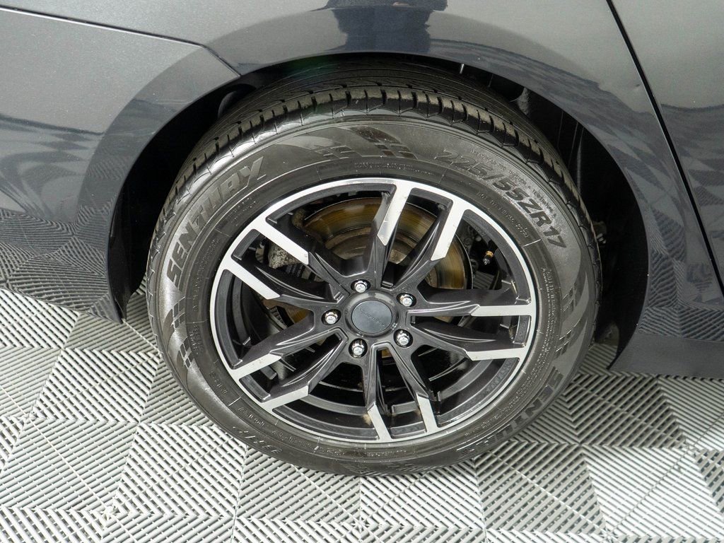 Used 2015 Chevrolet Malibu LT image 28