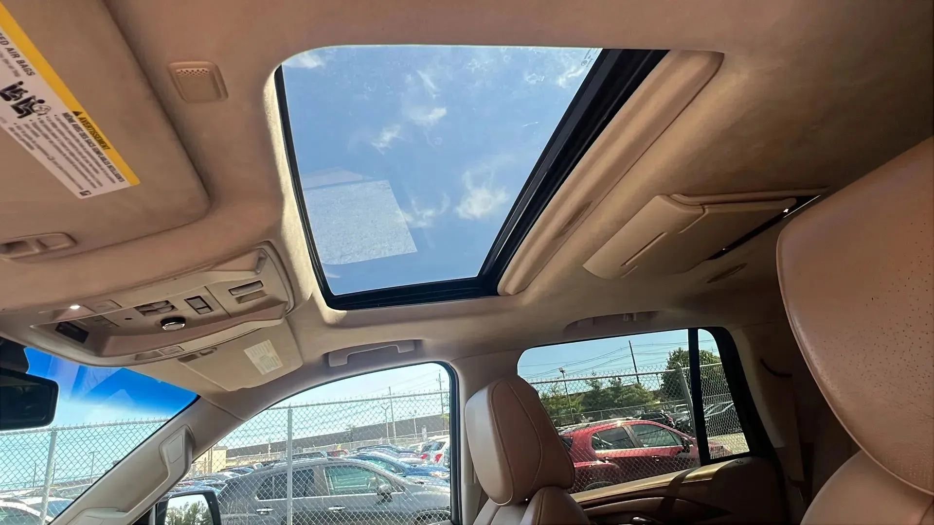 Used 2016 Cadillac Escalade Platinum image 26