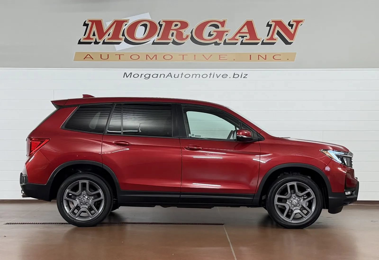 Used 2023 Honda Passport EX-L image 2